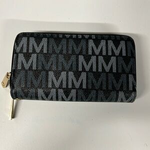 Mia K Farrow SIGNATURE WALLET
